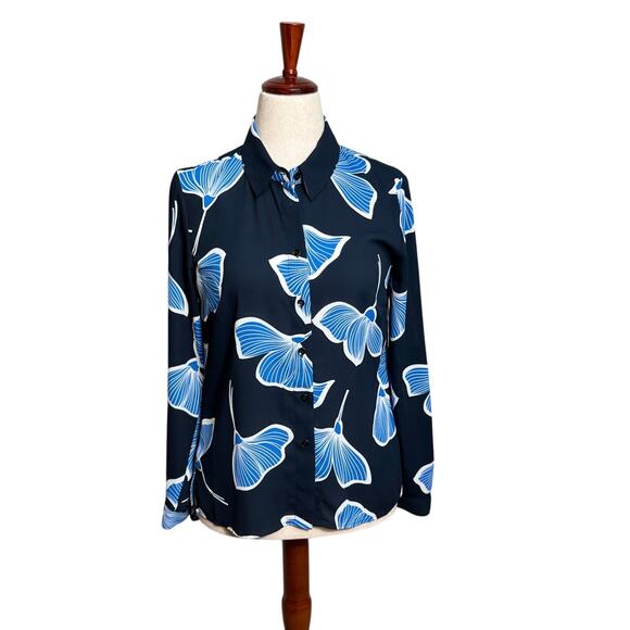 CAbi Regal blouse long sleeve button up collared blue floral print  Sz S - Picture 1 of 9